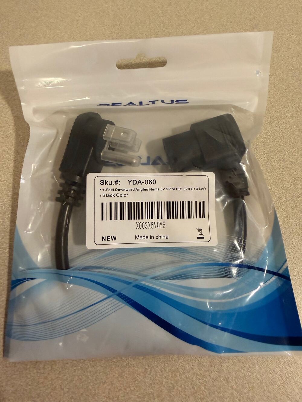 DEALTUS YDA-060 1 ft Downward Angled NEMA 5-15P to IEC 320 C13 Power Cord Black